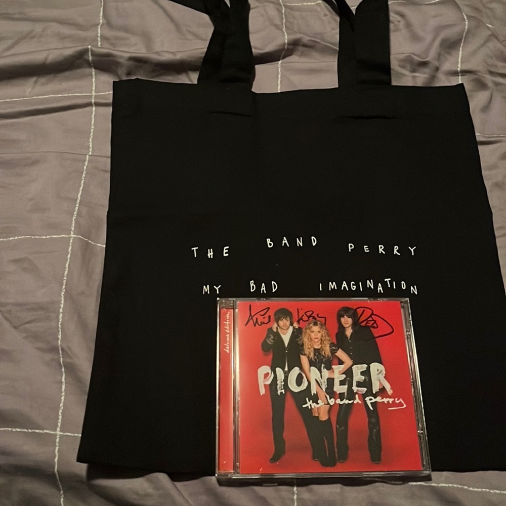 The band perry signed bundle